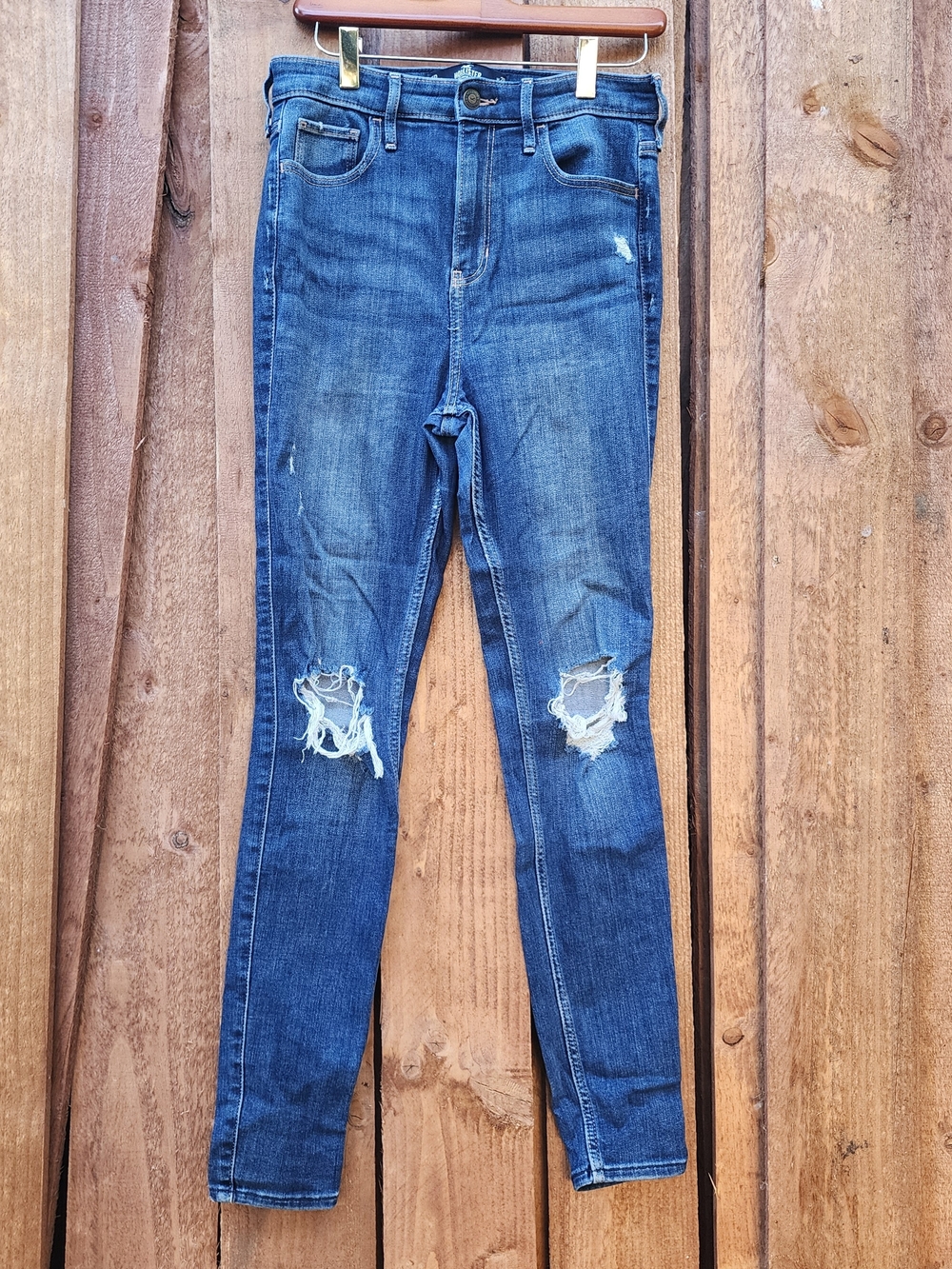Hollister High Rise Distressed Skinny Jeans Medium Wash Ripped Knee Size W28 L29